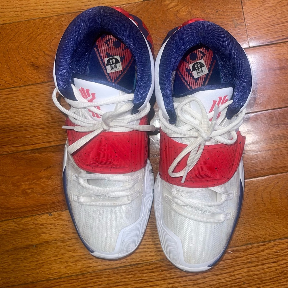 Kyrie Irving by Nike Basketball sneakers